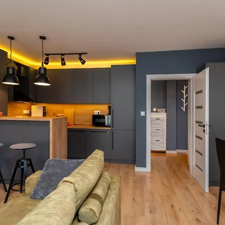 Modern & Stylish 1bd In Lozenets Апартаменты София