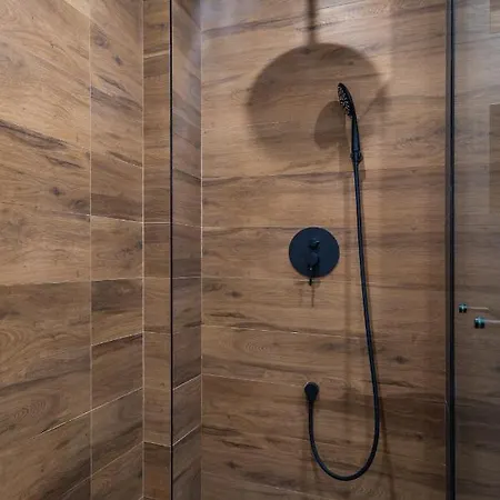 Modern & Stylish 1bd In Lozenets Sofia