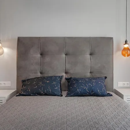 Apartment Modern & Stylish 1bd In Lozenets Sofia