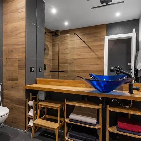 Modern & Stylish 1bd In Lozenets Sofia